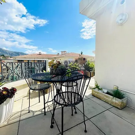 Le Victoria Beach, Beau T2 A 1 Minute Des Plages Menton